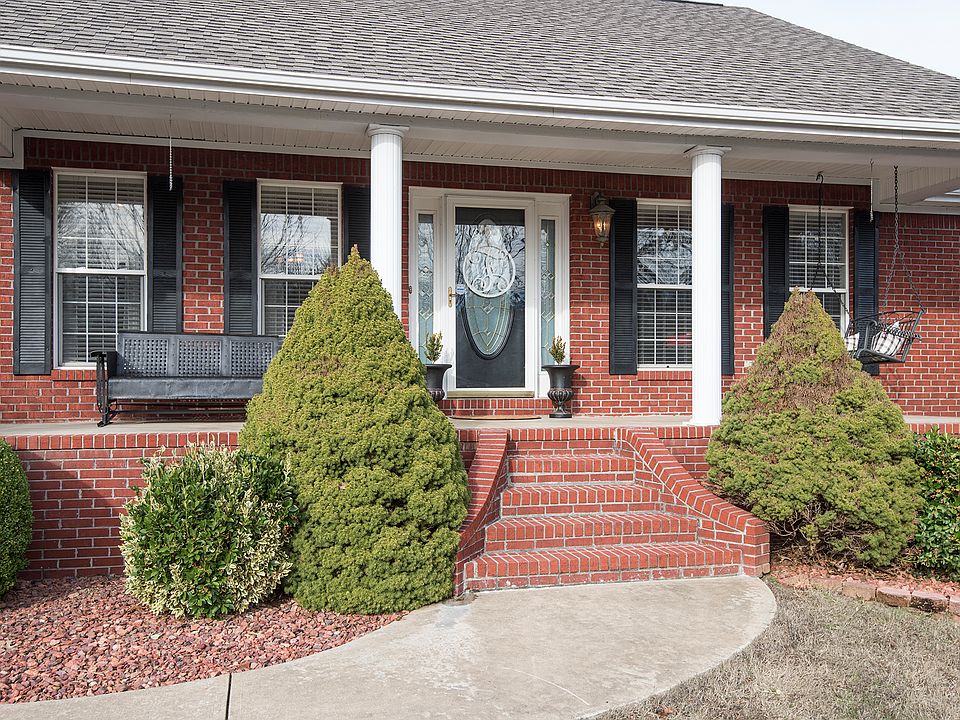 1st image of 281 Dora Dr
