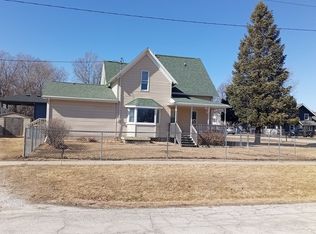 510 7th St, Waukee, IA 50263