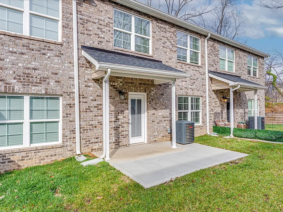 Townehomes of Beaver Ridge