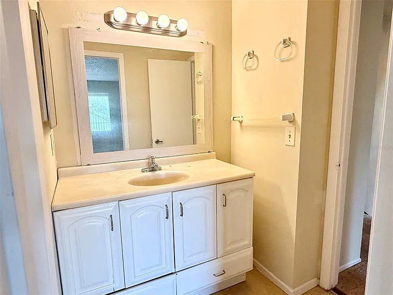 4562 Pheasant Run Dr #9B — Photo 17