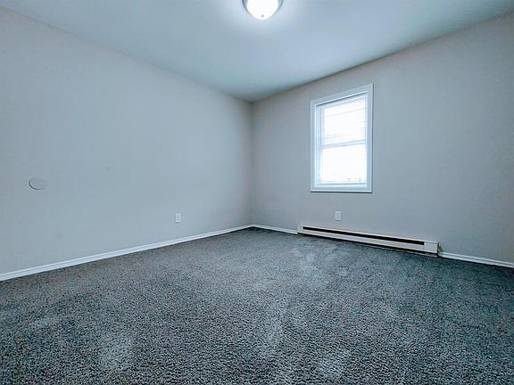 5th image of 4445 Layola Ave