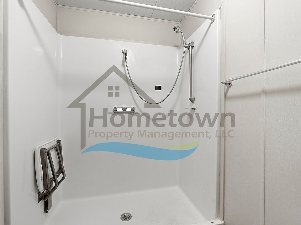 1st image of 138 Cedar Hl