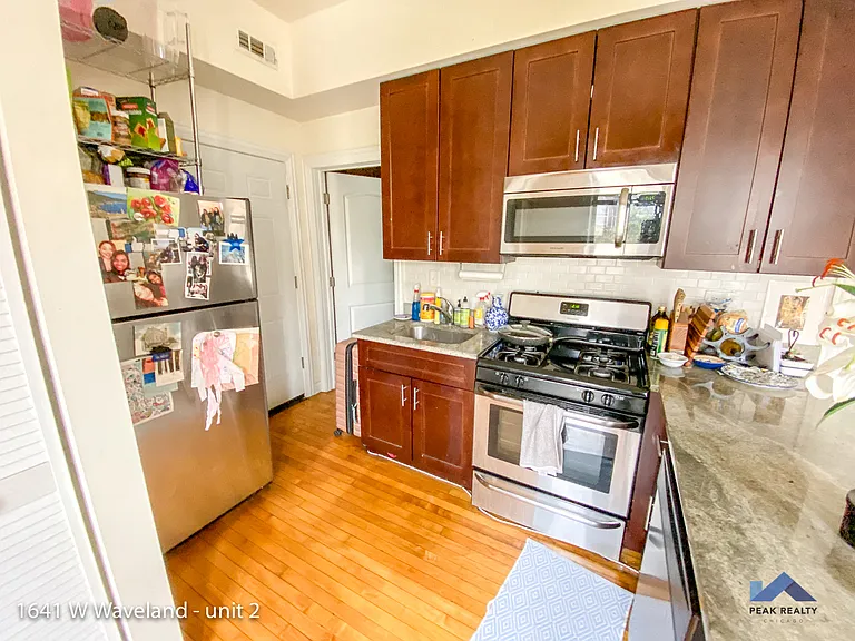 1641 W Waveland Ave — Photo 7