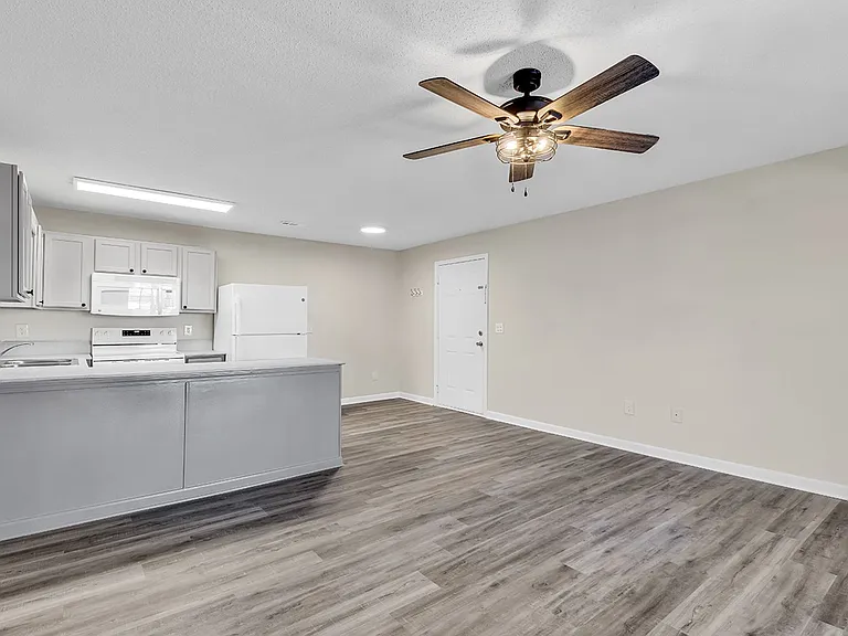 3687 Claypond Rd #D — Photo 42