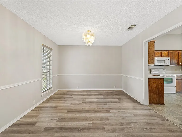 1613 Bozman Rd — Photo 20