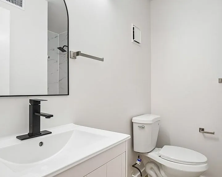 Chateau Apartments - Newly Renovated 1, 2 & 3-Bedrooms at 24th & Hillsboro Village — Photo 58