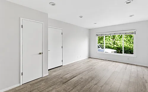 1676 Manning Ave #6 Photo 1