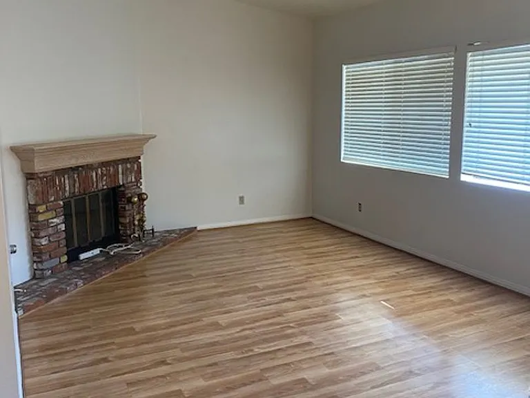 848 Woodland Ave #4 — Photo 14