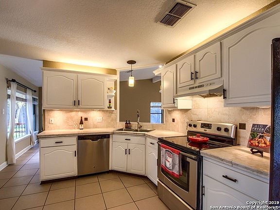 3rd image of 3359 Coral Grove Dr