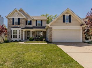 383 Buckhurst Dr, Ballwin, MO 63021