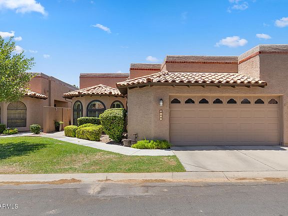 2nd image of 4113 E PARADISE Drive