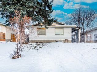 1432 W 43rd St NE, Calgary, AB T2A 3L6