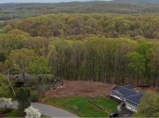 20 Glenwood Ter, Cromwell, CT 06416