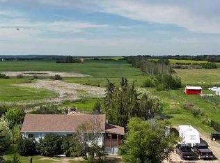 24 S Main St, Kneehill County, AB T0M 0L0