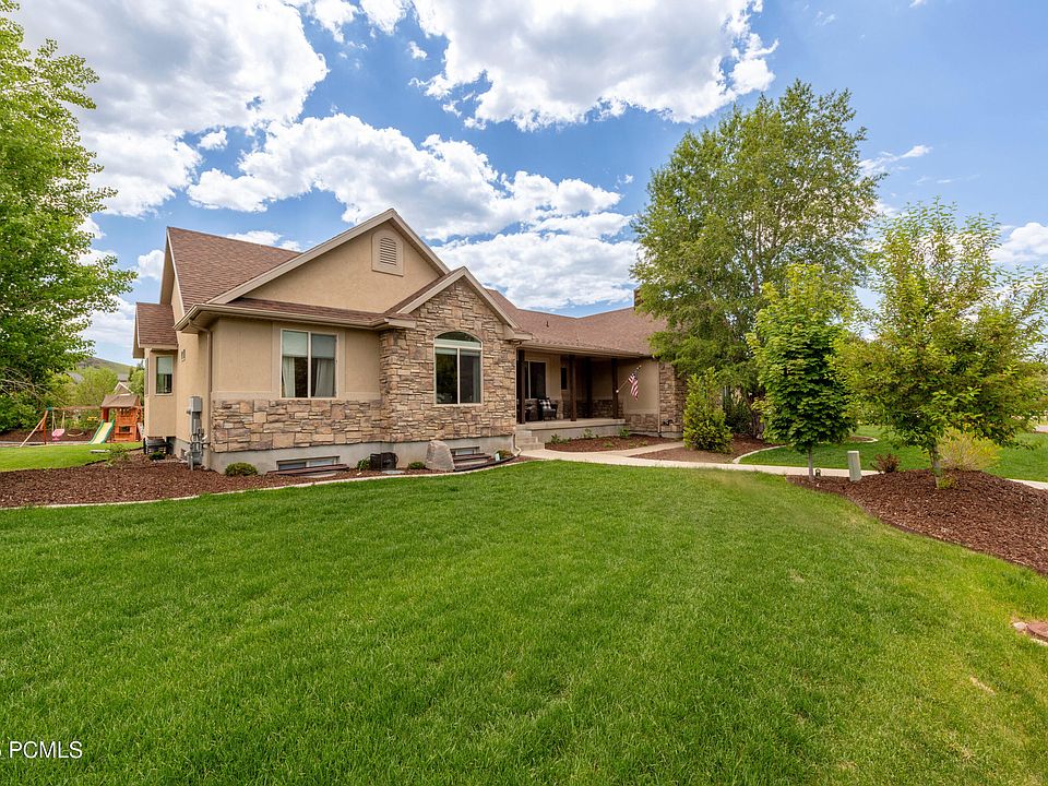 1st image of 566 Wild Willow Dr