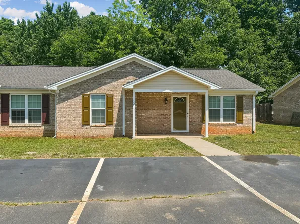 2215 Moran St, Burlington, NC 27215