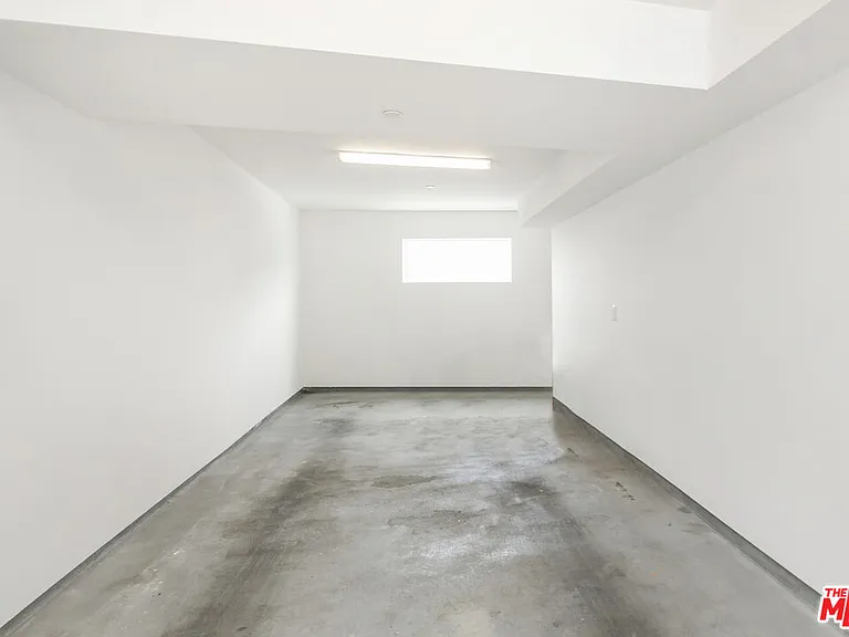 1045 Manzanita St — Photo 35