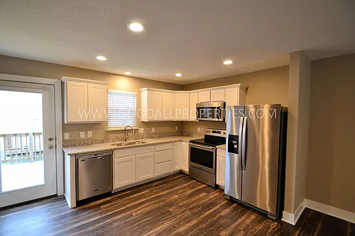 4307 153rd Pl Photo 1