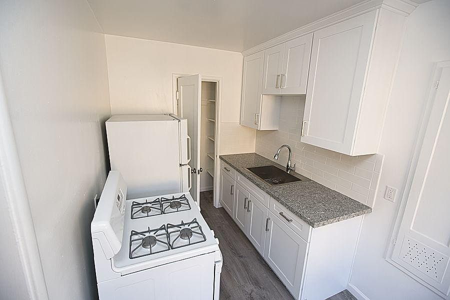 Kitchen with brand new shaker cabinets