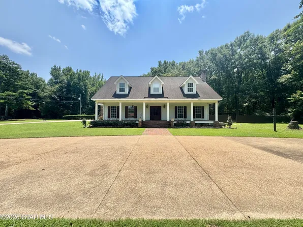 240 Shrinewood Dr, Columbus, MS 39705
