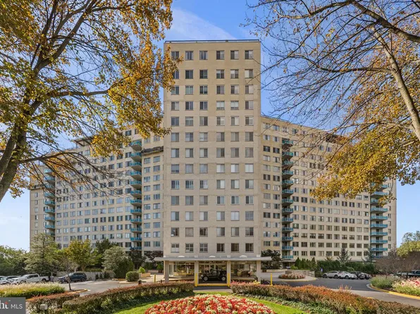 10500 Rockville Pike Unit 619, Rockville, MD 20852
