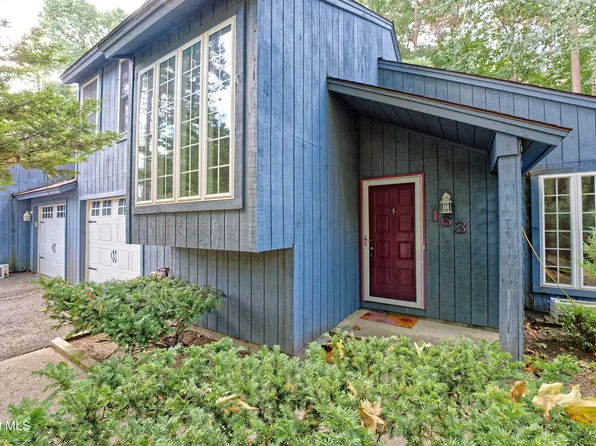 163 Arrow Wood Place, Malta, NY 12020