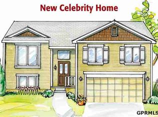 16917 N Tibbles St, Omaha, NE 68116