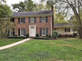 1300 Candle Ct, Charlotte, NC 28211