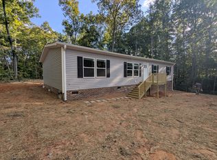 338 Lester Dr, Lexington, NC 27292