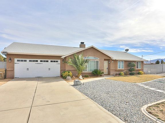 3rd image of 9423 Tecate Ave