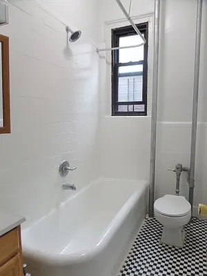 Rented by Meridian Properties | media 9