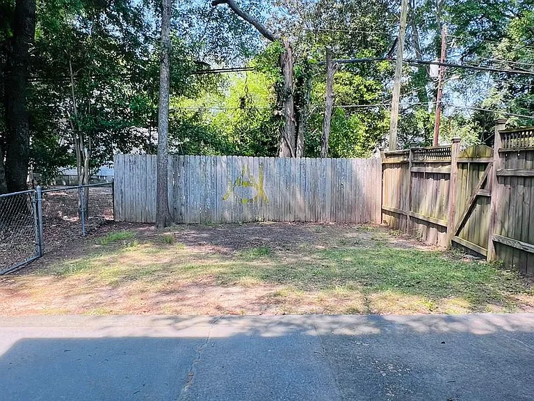 510 Oak Meadow Ln — Photo 12