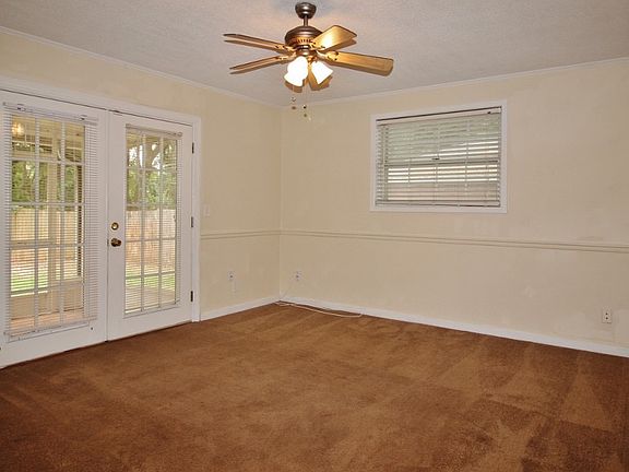 5th image of 7824 Knoll Dr N