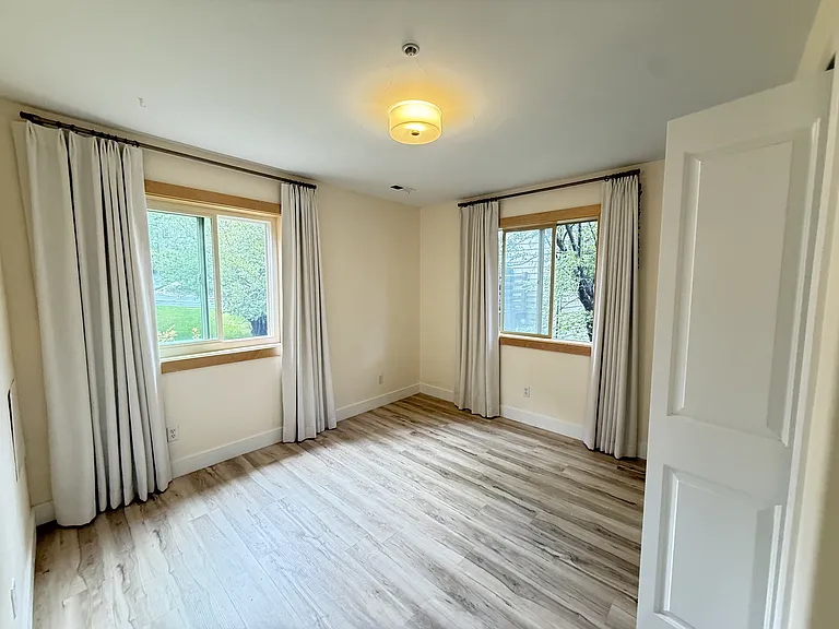 7439 Brook Hollow Loop Rd — Photo 16