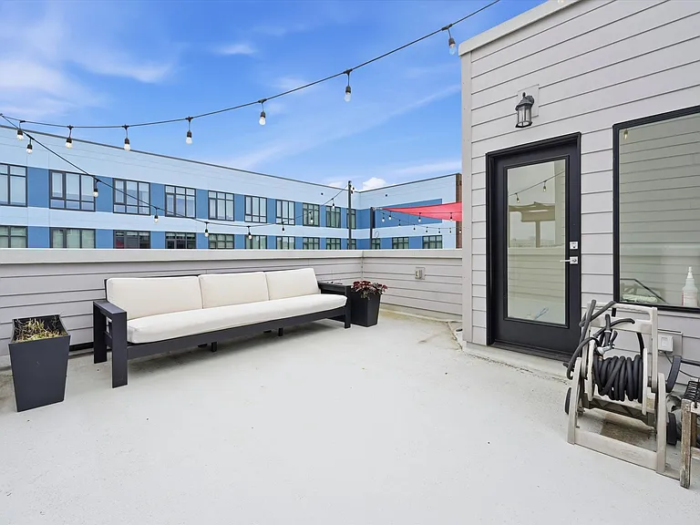 1726 N Hope St — Photo 35