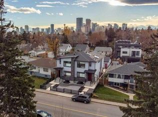 935 E Regal Cres NE, Calgary, AB T2E5G8