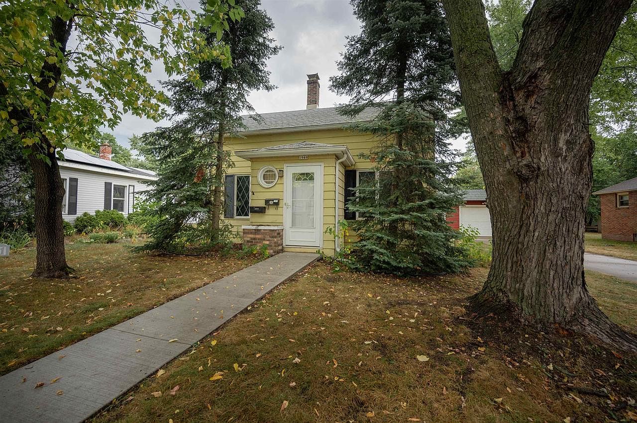 1949 ELK STREET, Stevens Point, WI 54481 Zillow