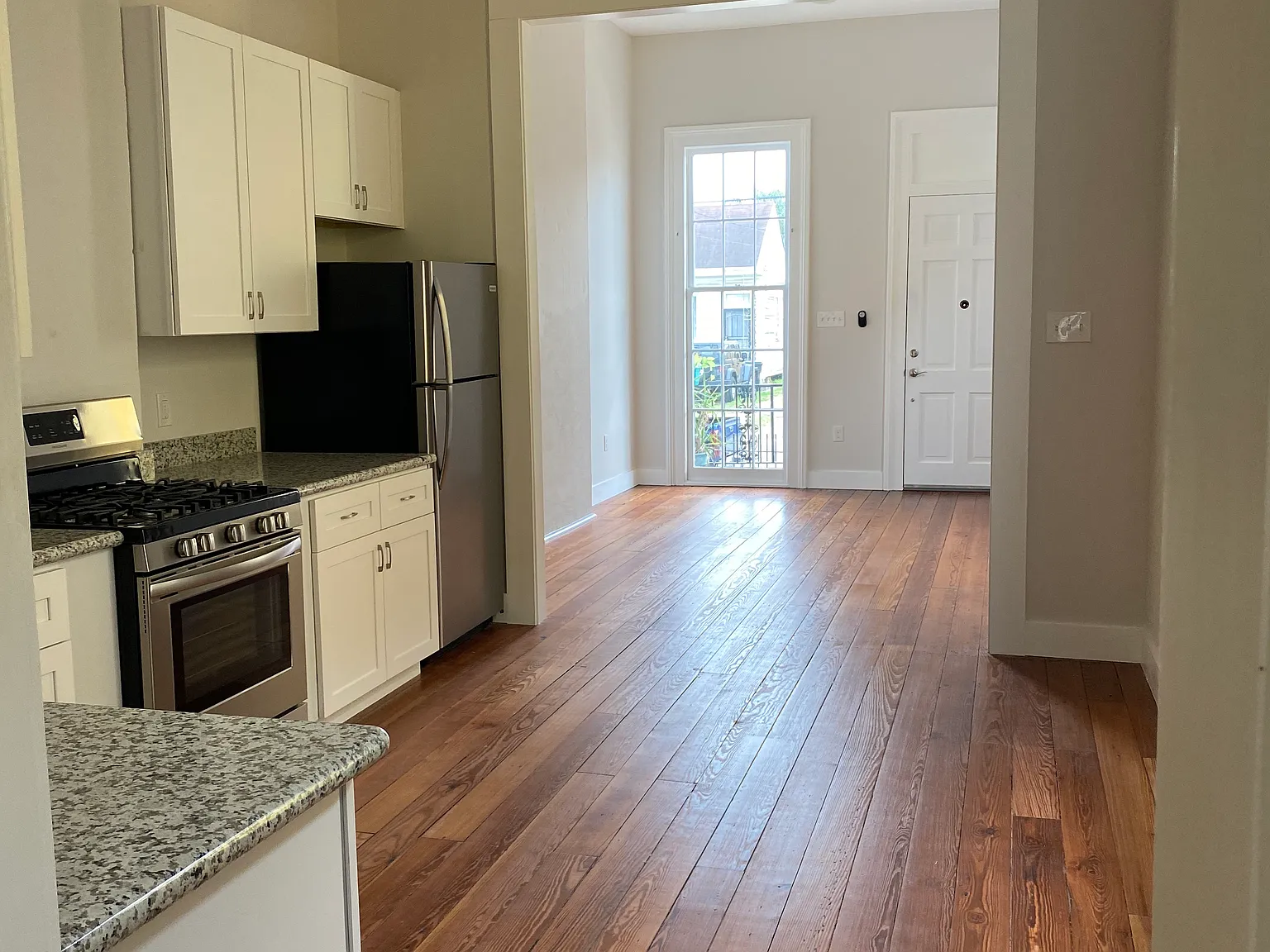2 bed, 966 sqft, $1,500 — Photo 4