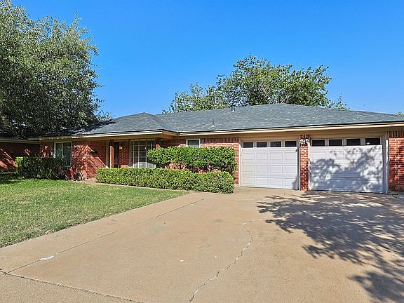 3rd image of 3102 Ivanhoe Ln