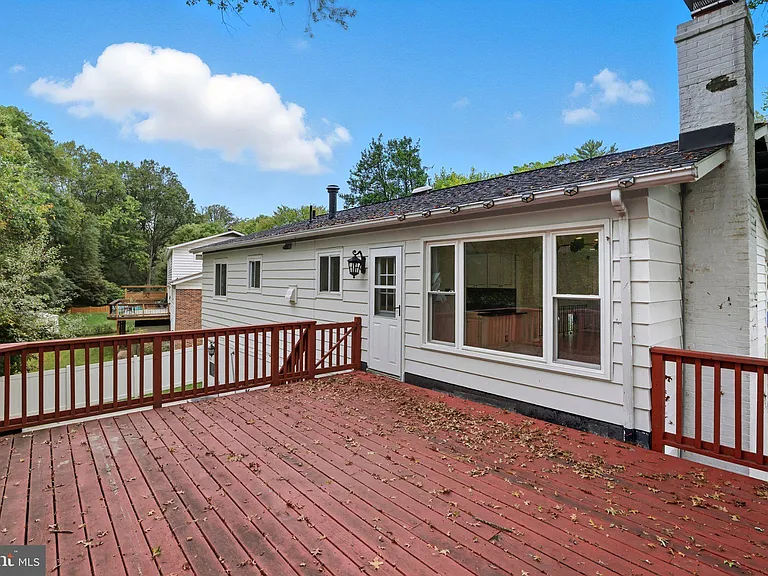 5023 King Richard Dr — Photo 27