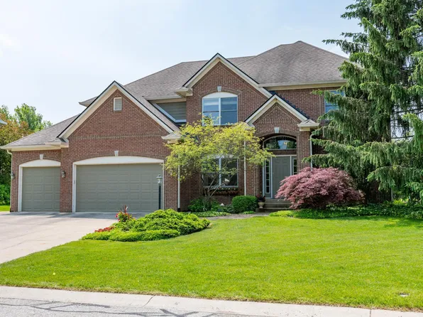 11813 Arborhill Dr, Zionsville, IN 46077