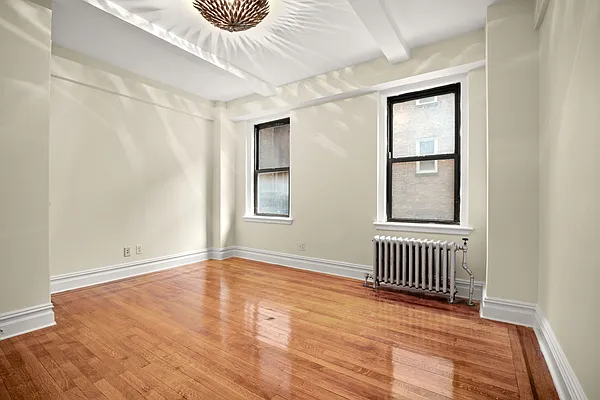 Sold by Compass | media 7
