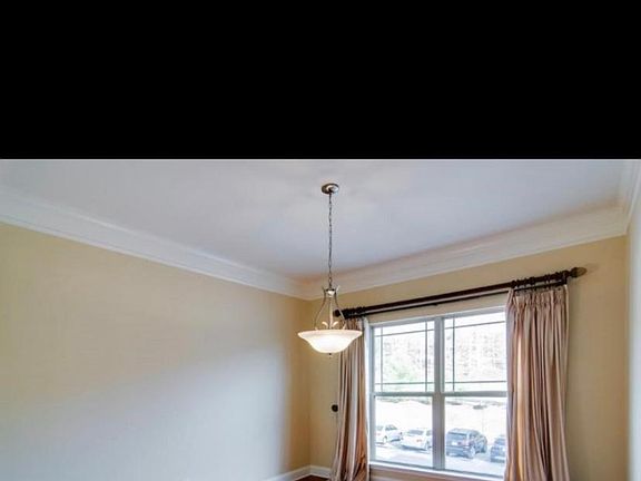 5th image of 1011 Woodbury Falls Dr