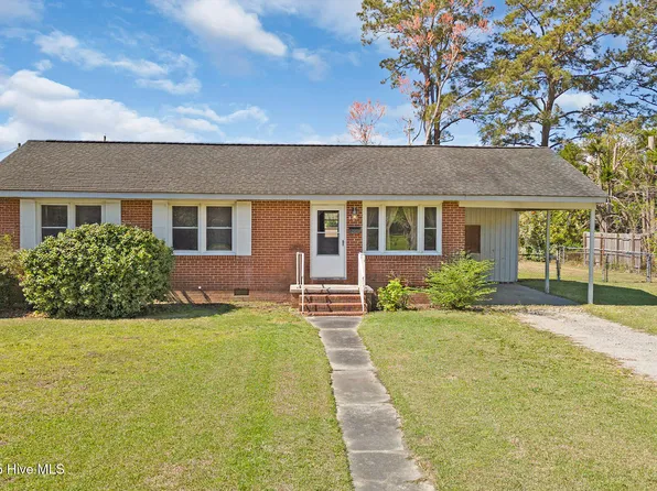 921 Greenfield Heights Boulevard, Havelock, NC 28532