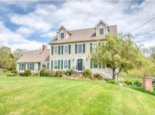 3 Ganley Dr, Salem, NH 03079