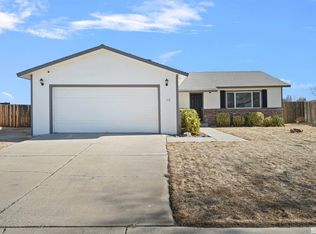 113 7th St, Fernley, NV 89408