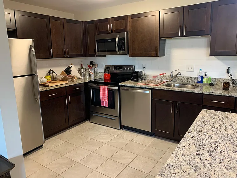 1101 Beacon St #74 — Photo 4