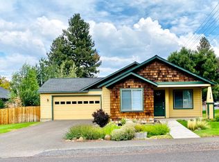 110 N Maple St, Sisters, OR 97759