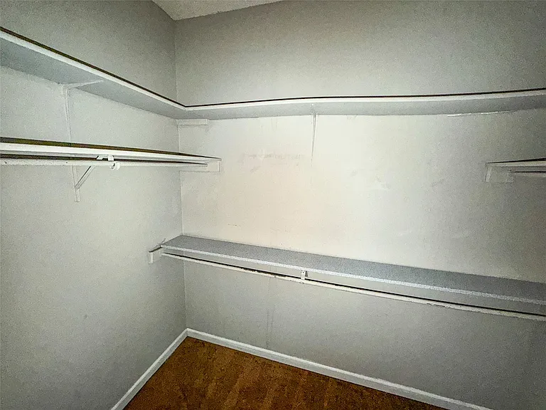 5313 Indio Dr #D — Photo 14