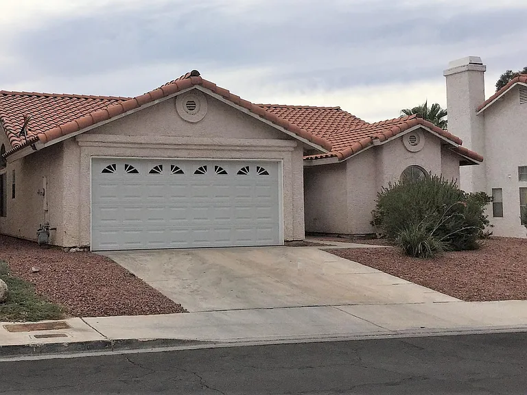 27 Tidwell Ln — Photo 1